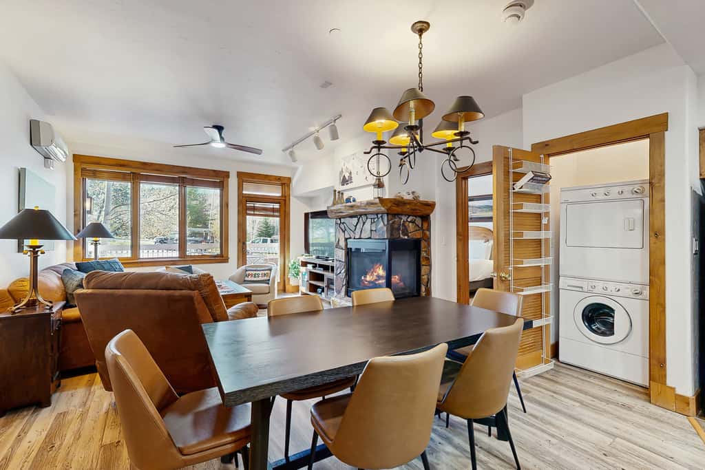 Timberline Lodge 2206