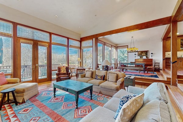 Aspen Meadows townhouse with three balconies, a mile to downtown Aspen
