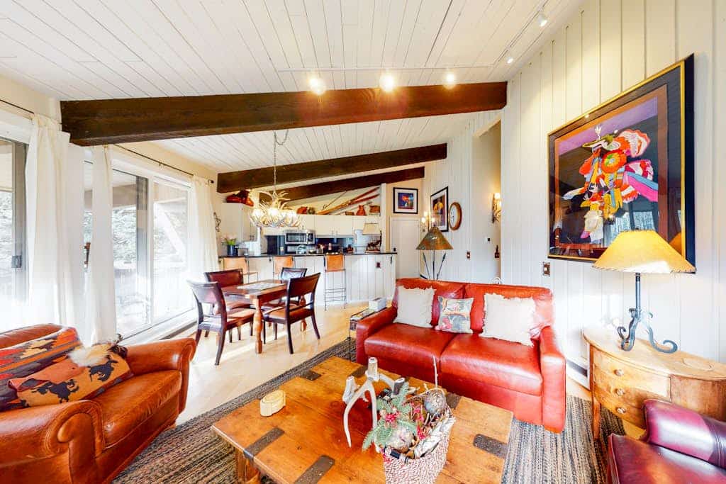 Lovely home near skiing with fireplace, balcony, & chic decor