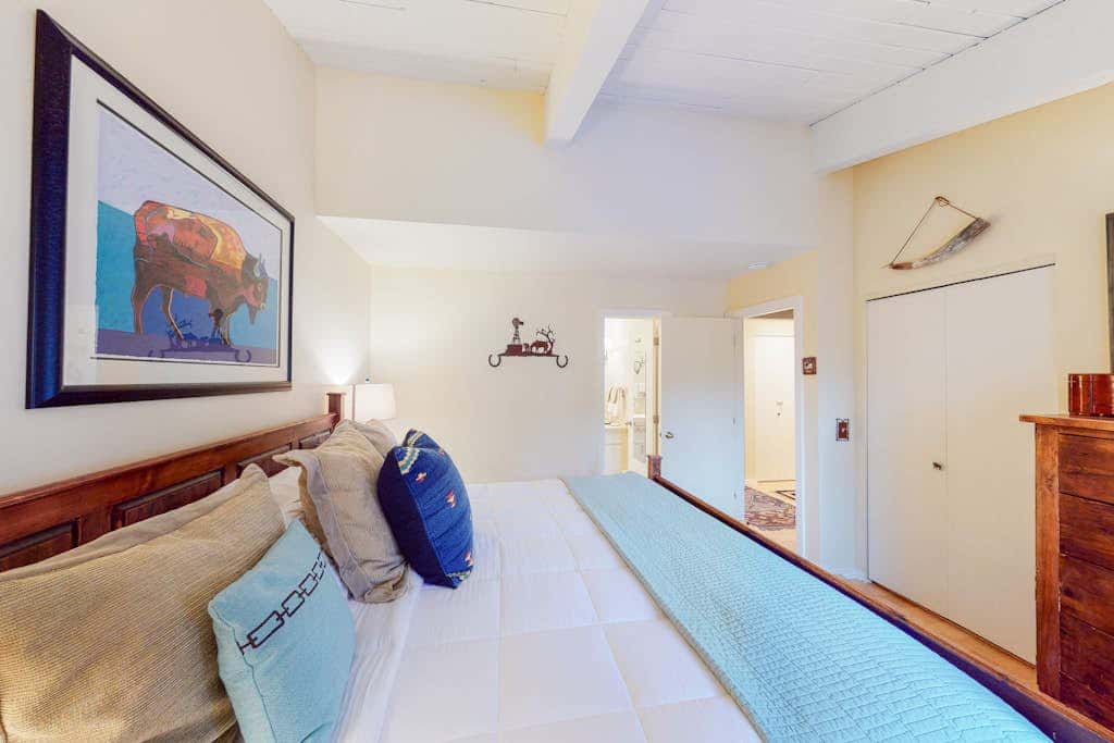 Peaceful Woodbridge Hideaway 14C