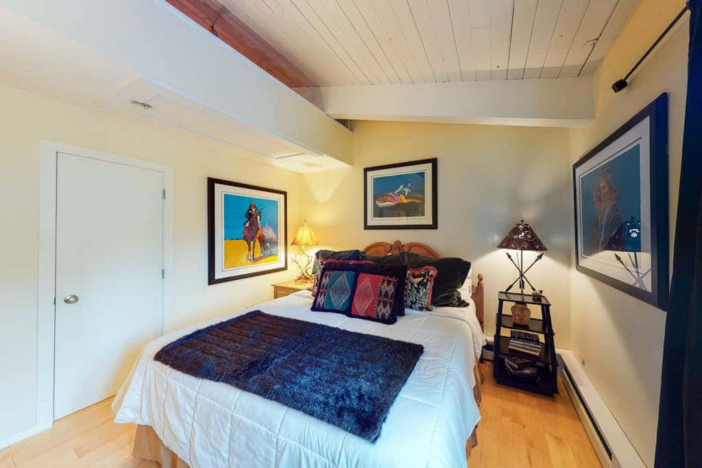 Peaceful Woodbridge Hideaway 14C