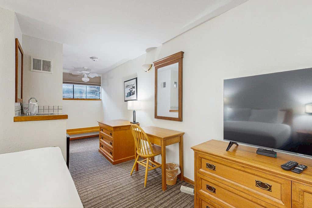 Aspen Mountain Lodge 108
