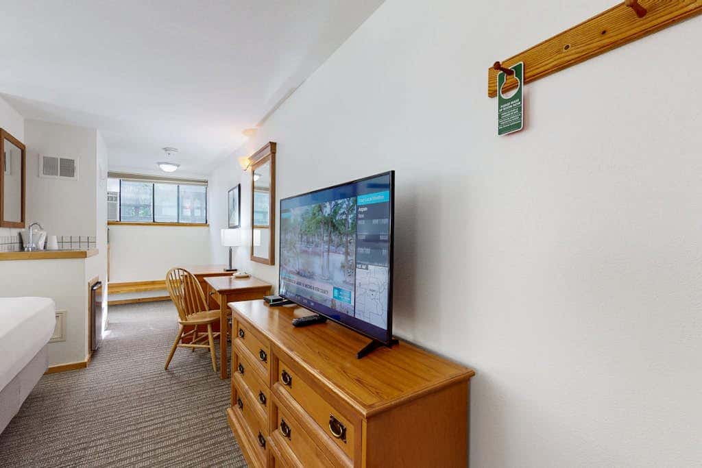Aspen Mountain Lodge 104