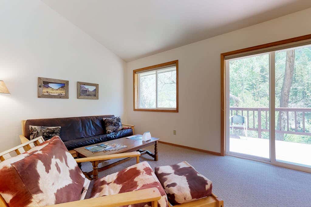 The Cabins at Filoha Meadows