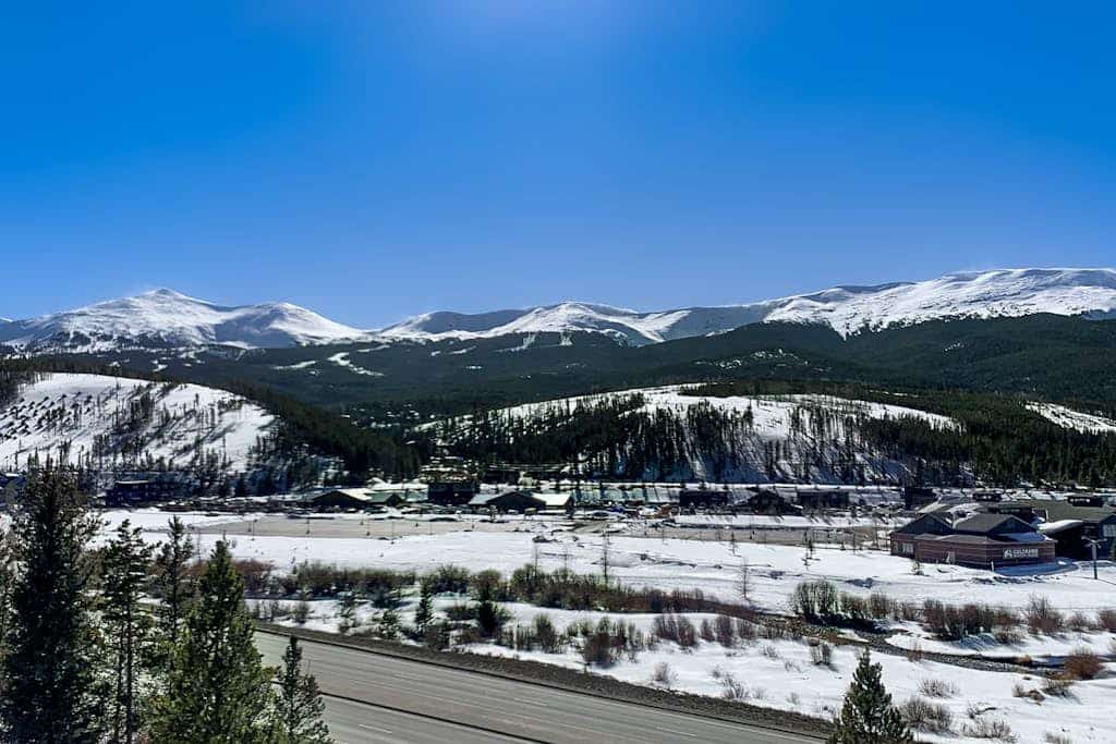 Nice 3BR home 5 minutes to gondola/downtown, amazing views