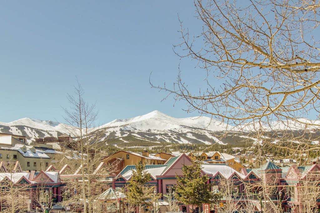 Heart of Breckenridge: Mountain Views, Walk to Lifts