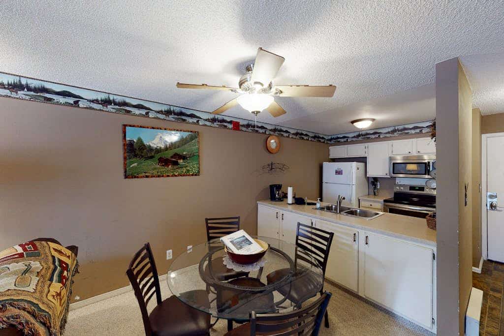 Cozy Breckenridge condo on Peak 8 near Fun Park with W/D, free WiFi, & deck