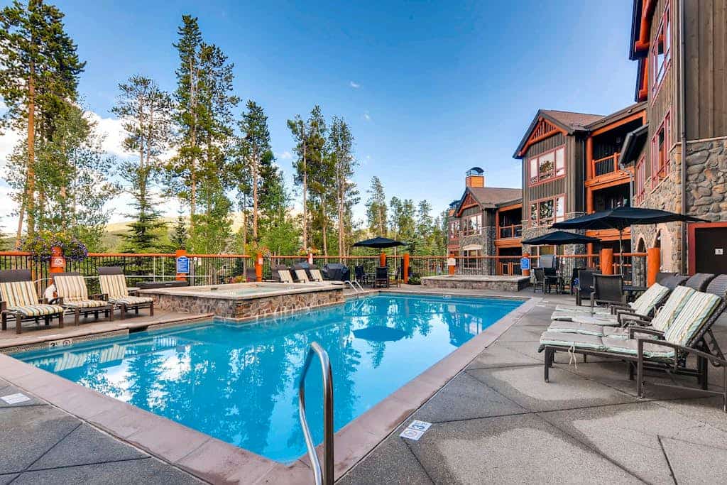 Breckenridge villa next to the Snowflake lift with shared hot tub & pool