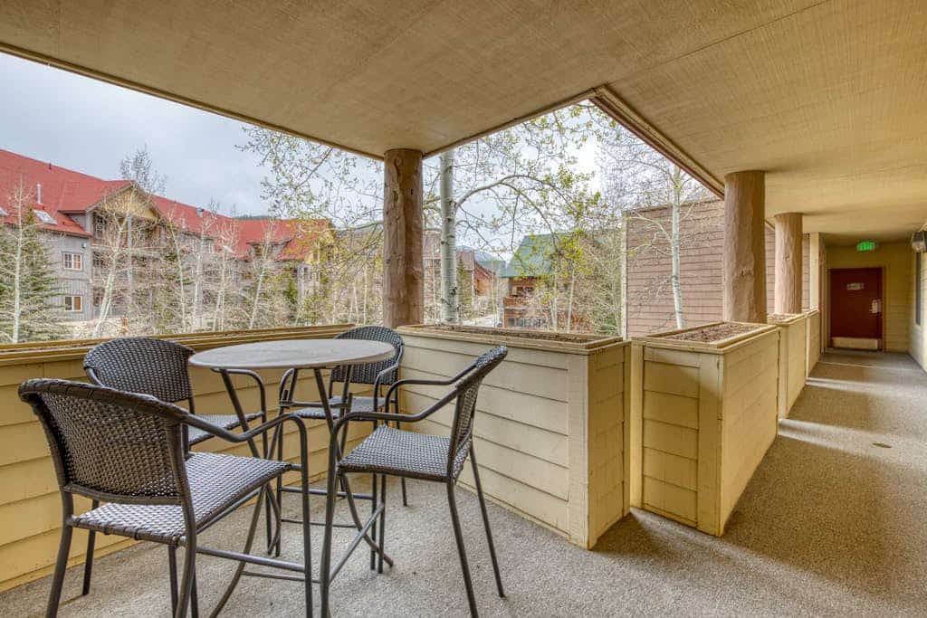 Condo in the Heart of River Run Village, with Jet Tub & Mountain Views