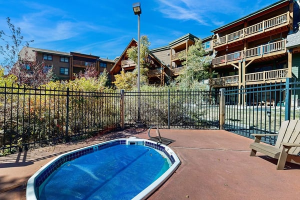 Mountain View Condo w/ Private Hot Tub, Deck & Fireplace