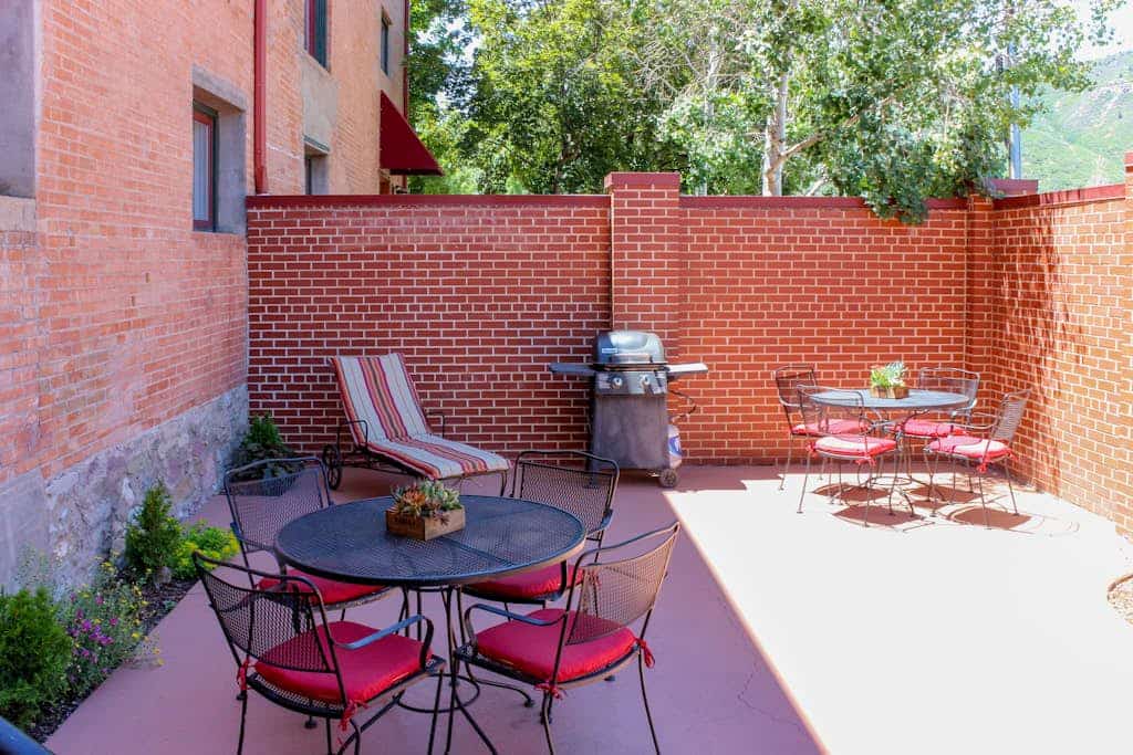 Luxury studio loft in historic downtown - close to hiking & downtown attractions