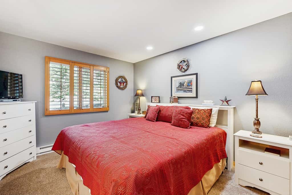 Whispering Pines #306