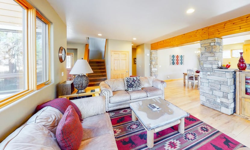 Large Lodge-Style Home Near Ski Resorts w/Private W/D - Dog Friendly