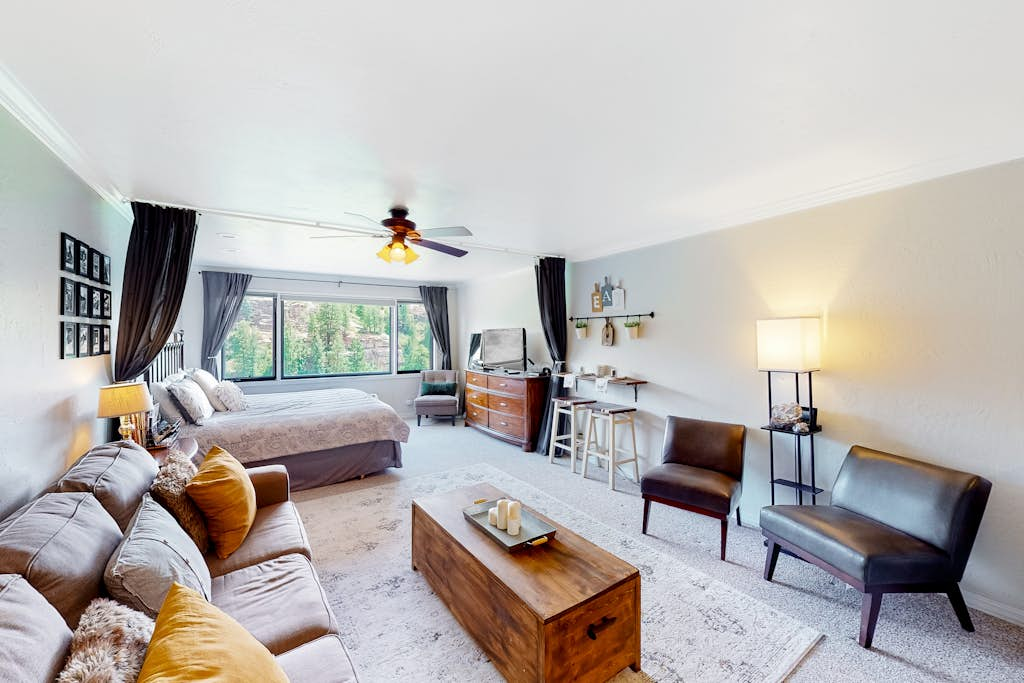 The Lodge at Tamarron #425