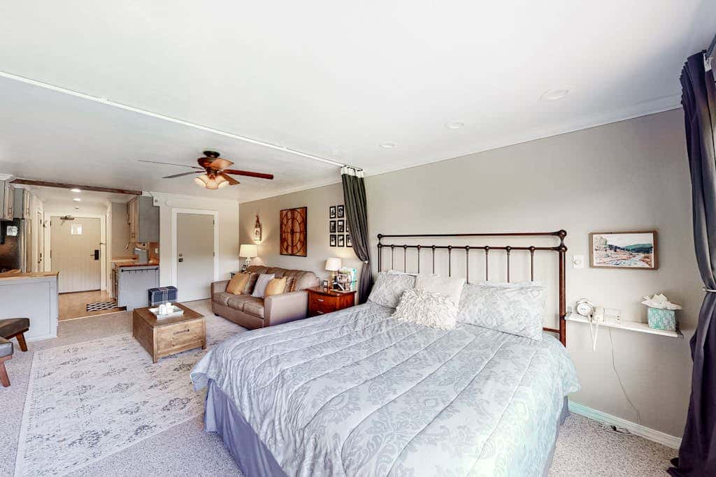 The Lodge at Tamarron #425