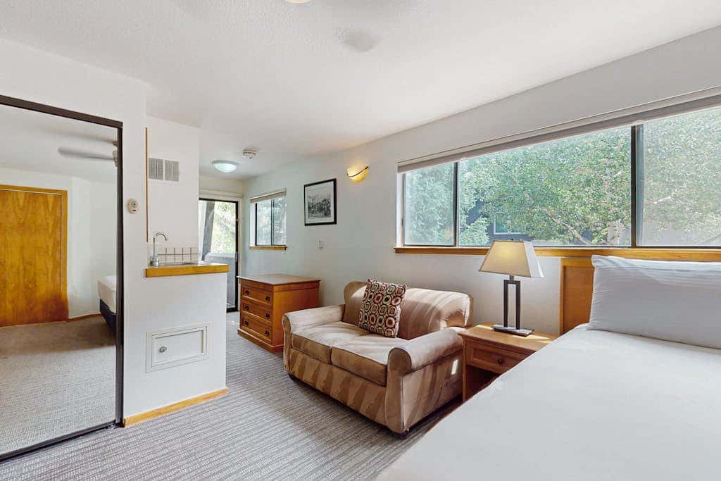 Aspen Mountain Lodge 211