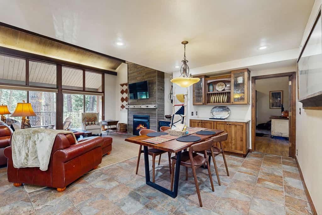 Spacious Condo at Tamarron, Pool/Hot Tub/Workout Access, Golf/Tennis On Site