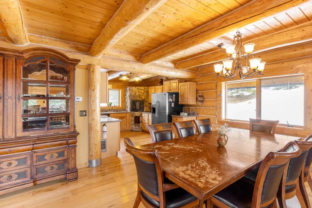 Shangri-La Mountain Retreat