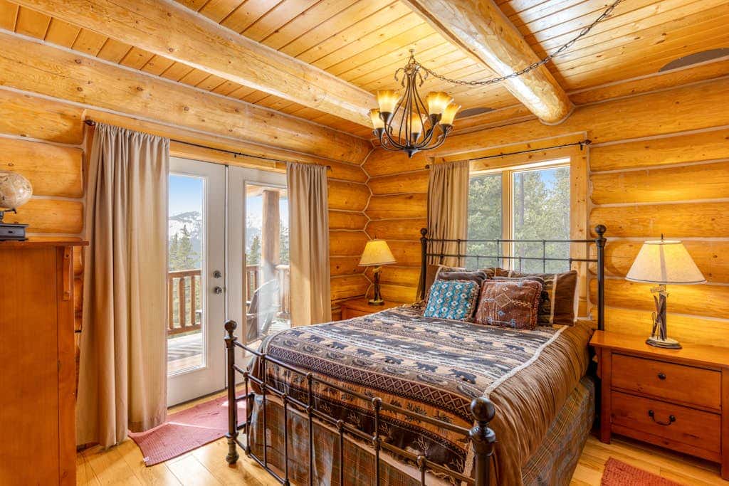 Shangri-La Mountain Retreat