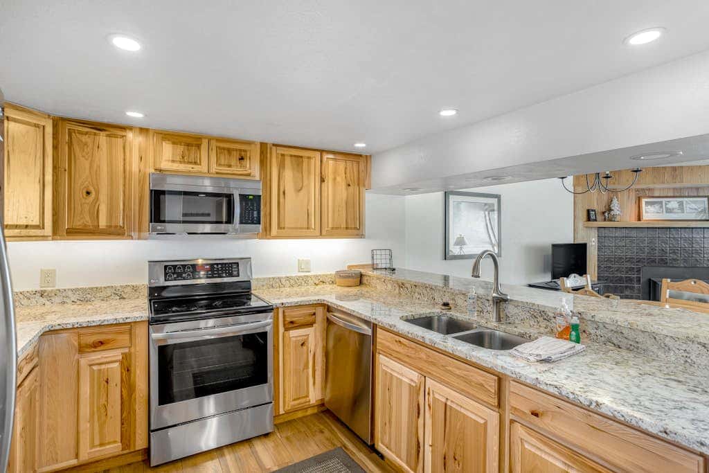 Spruce Lodge, Unit 391