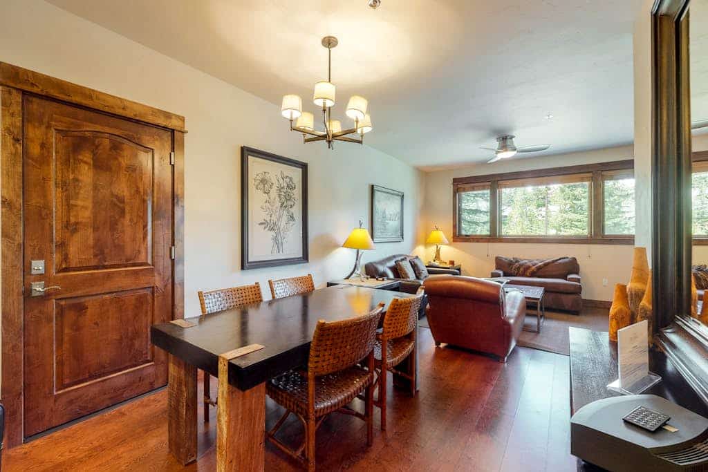 Wonderful mountain home with ski-in/ski-out access - shared resort amenities