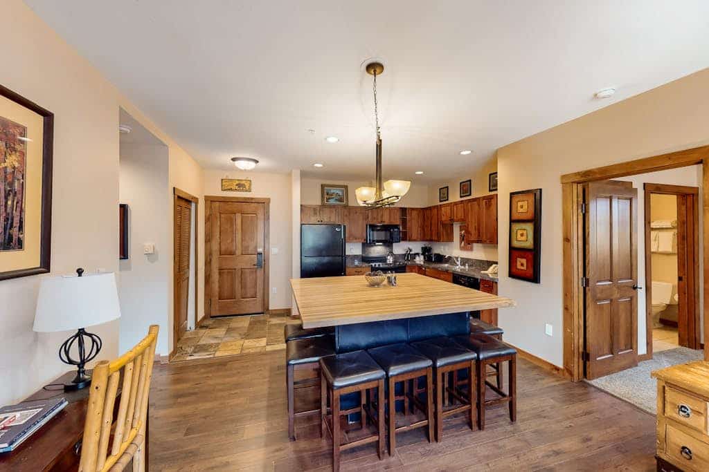 Main Street condo with pool & hot tubs - next to QuickSilver Lift & Peak 9