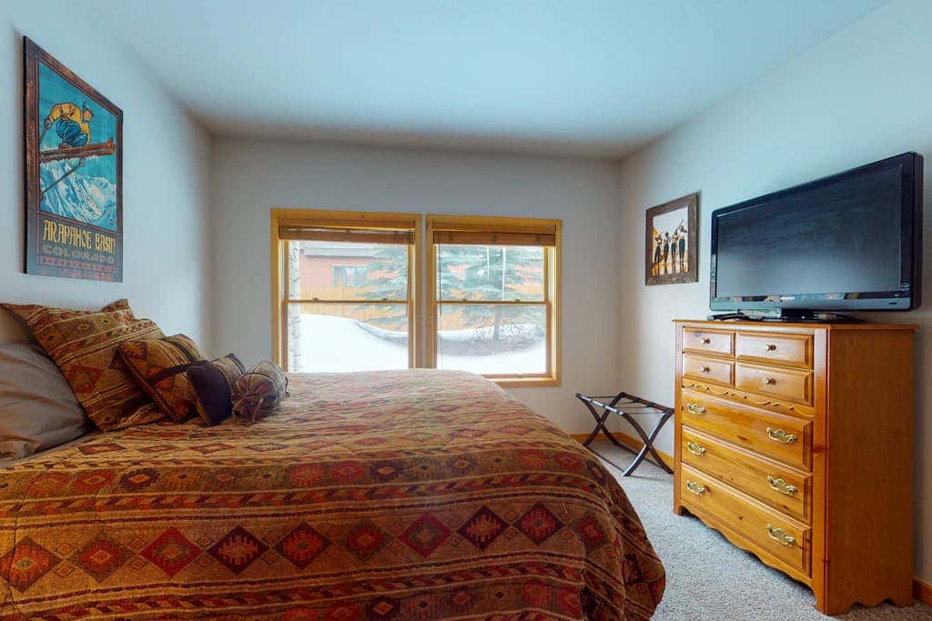 Snake River Village 16