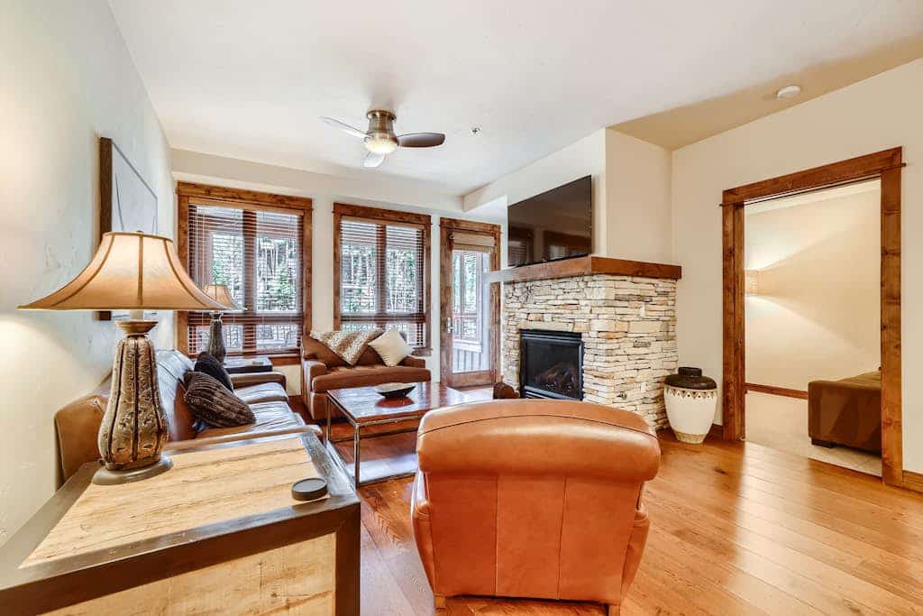 Comfortable, ski-in/out condo with patio, pool, hot tubs, game room & gym