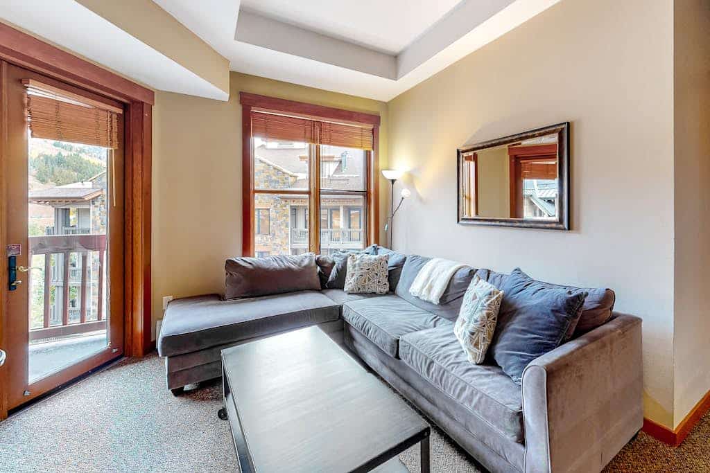 Ski-In/Ski-Out Modern Condo with Shared Hot Tub & Sauna - Views of the Village