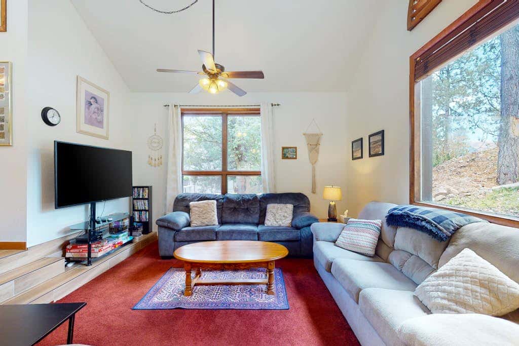 Pine Station 323