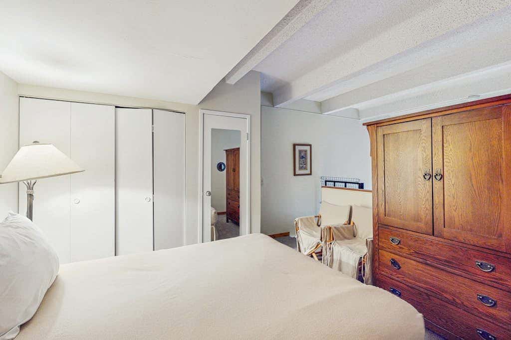 Summit House East 112