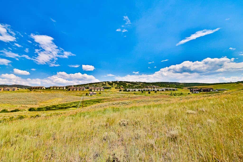Mountainside 037