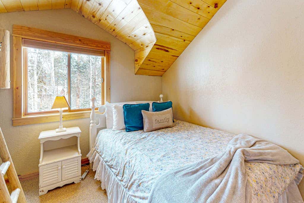 Sunset Chalet