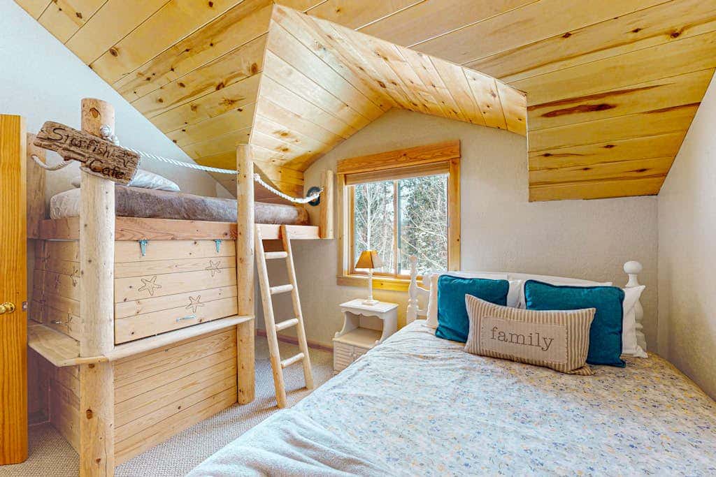 Sunset Chalet
