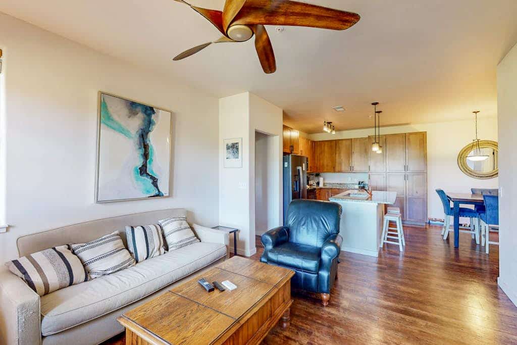 Exceptional Mountain Condo with Community Pool and Hot Tub - Dogs OK