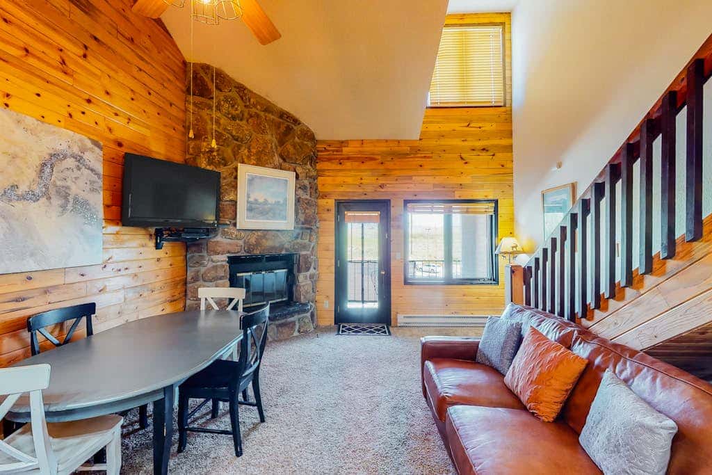 Silver Lodge B