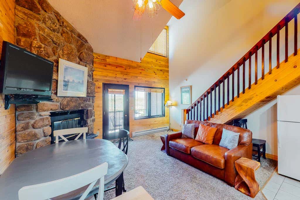Silver Lodge B