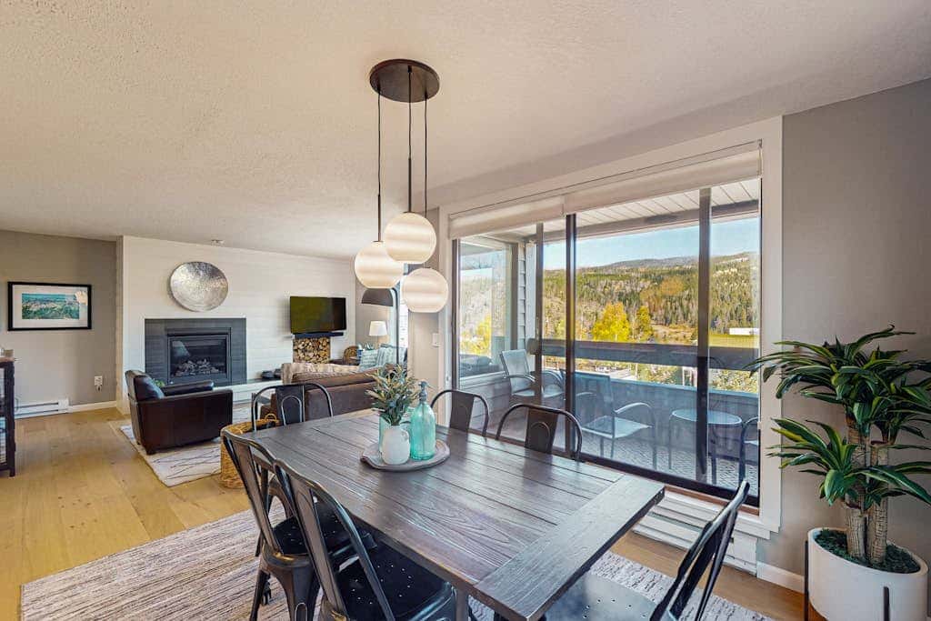 Crisp Mountain Retreat