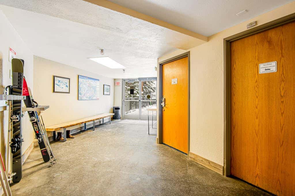 Iron Horse Resort 5064