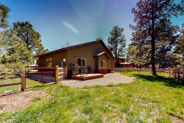 Inviting home with hot tub, fireplace & enclosed yard - near trails & dining