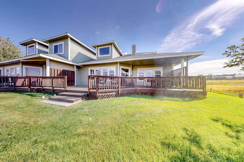 Base Camp Lodge