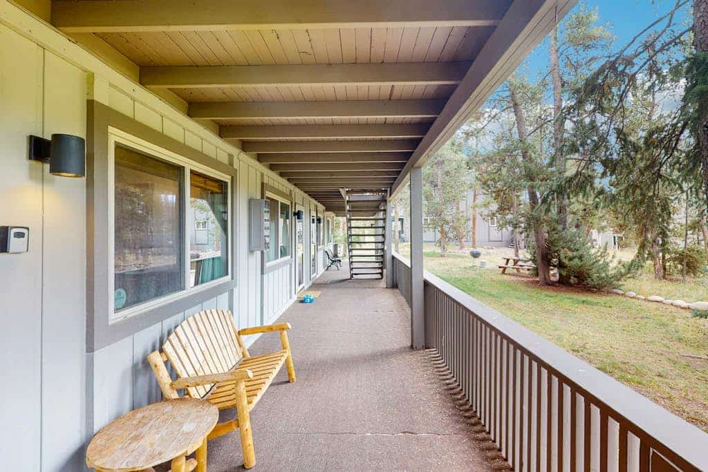 Walkable, well-appointed riverside condo with pool