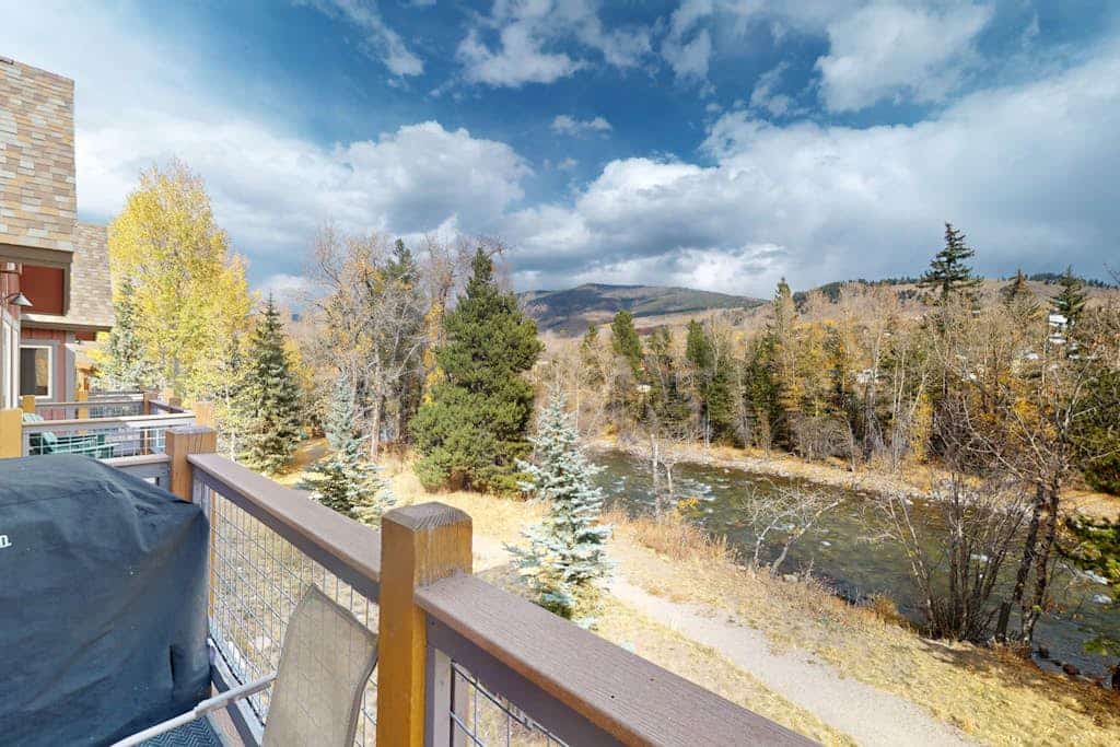 End-Unit Condo w/Beautiful Blue River & Mountain Views, Free WiFi, & Deck