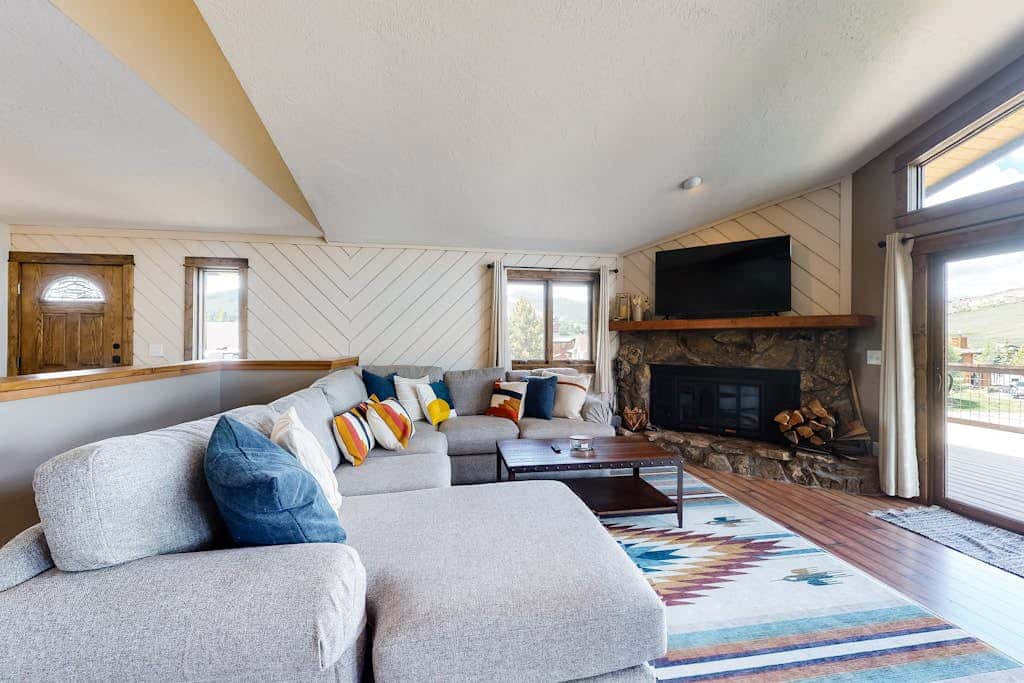 Cozy Keystone Mountain Home
