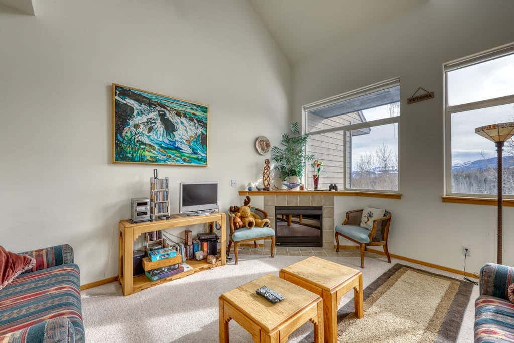 Cydney Ln 61C