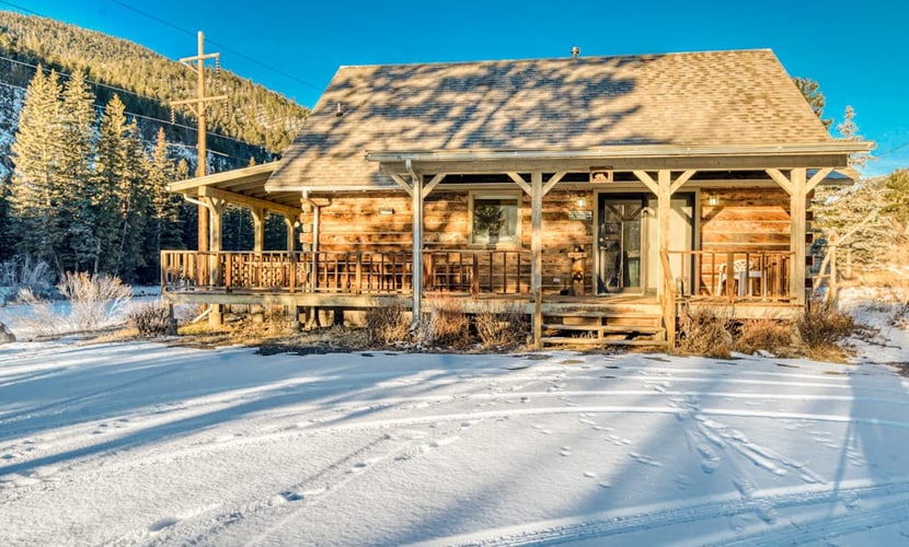 Relaxing riverfront cabin w/ river & mountain view, wraparound deck, and firepit
