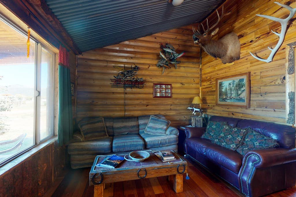 Cougar Canyon Bunk House
