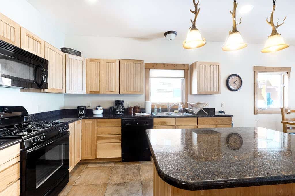 Dog-friendly Townhouse on the River w/ Spacious Layout & Free WiFi
