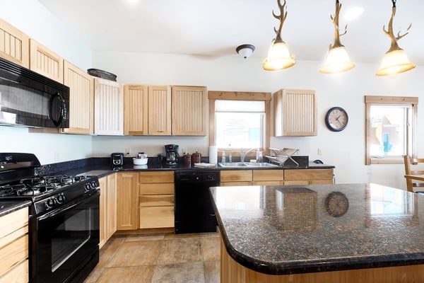 Dog-friendly Townhouse on the River w/ Spacious Layout & Free WiFi