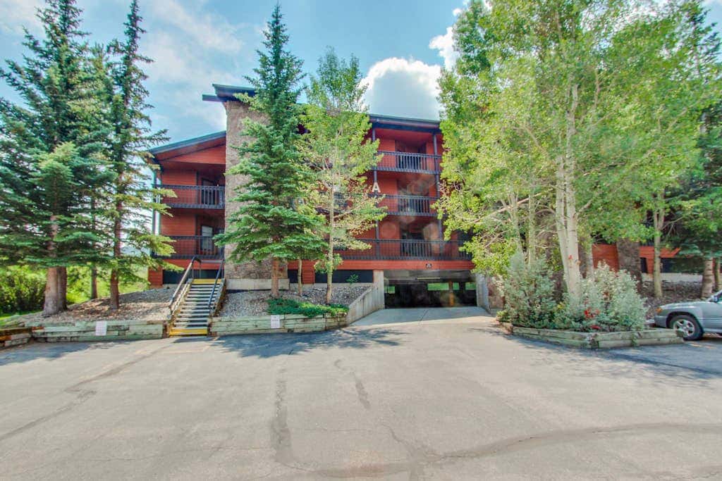 Mountainside Retreat